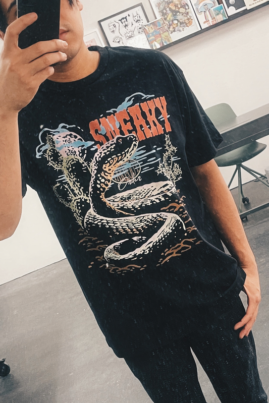 Sneaky T-shirt